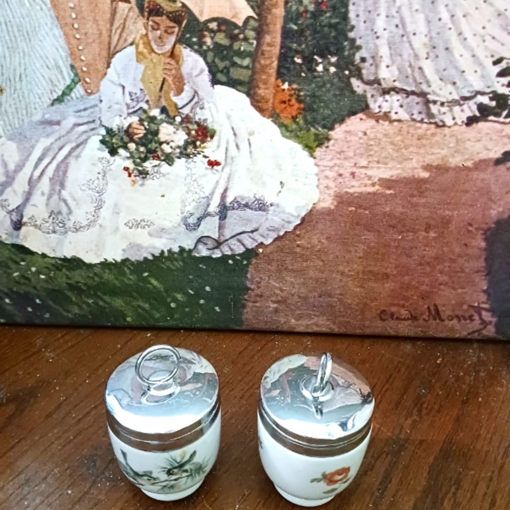 2 Royal Worcester 2.5 inch egg coddler Floral pattern Astley England 🇬🇧 🎁 💝